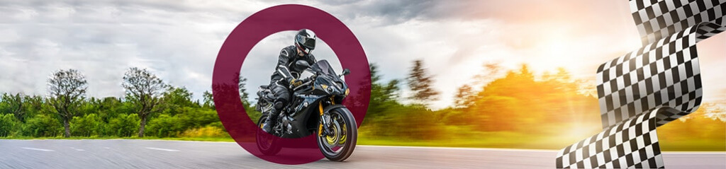 Мотоциклист в проэкипировке