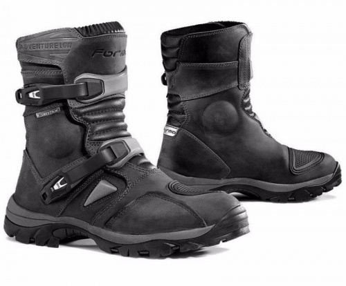 Forma Мотоботы Adventure Low Black в Калиниграде